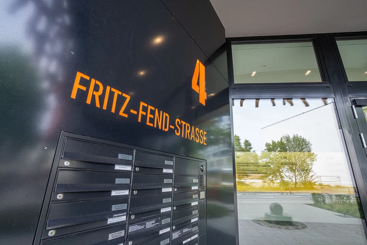Entrance at Fritz-Fend-Straße 4 in Regensburg